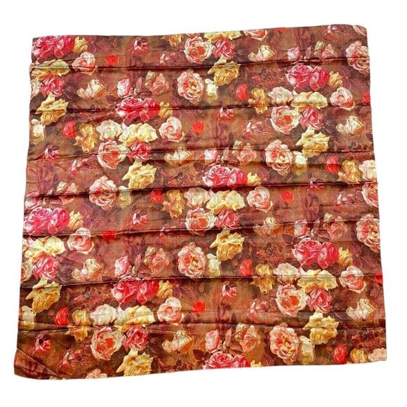 Hunk Ariprak Silk Scarf Floral Cottage Roses Oversized Foulard Luxury Designer - Picture 2 of 6